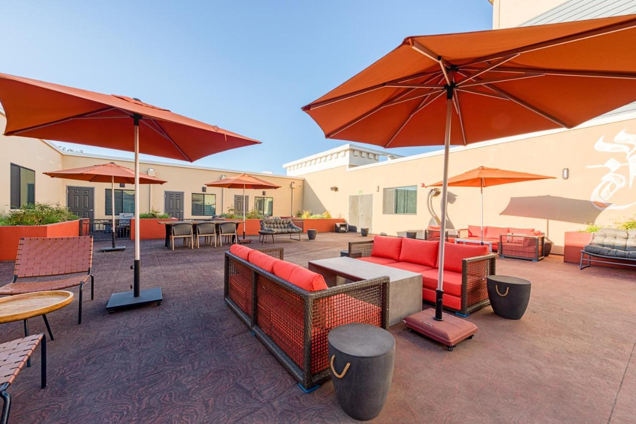 Hotel Lexen Newhall & Santa Clarita - Near Six Flags Magic Mountain Exterior photo