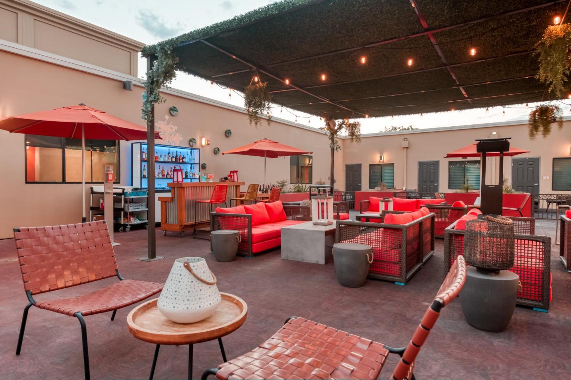 Hotel Lexen Newhall & Santa Clarita - Near Six Flags Magic Mountain Exterior photo